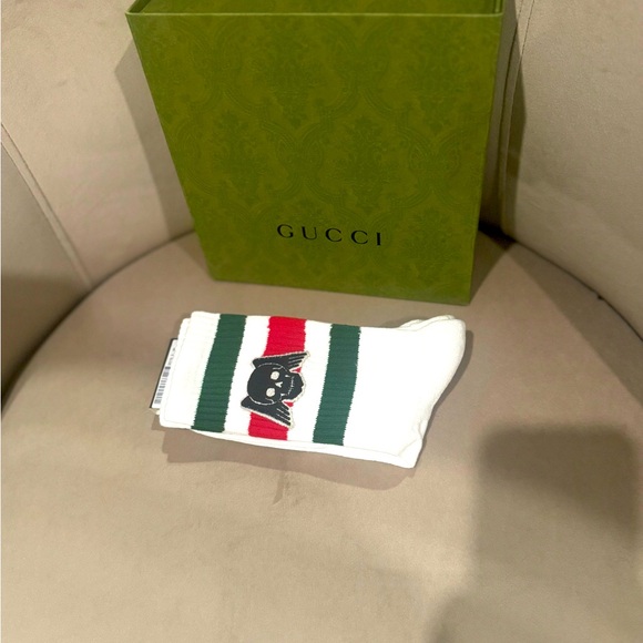 Gucci White Socks with Green and Red Stripes - Picture 1 of 2